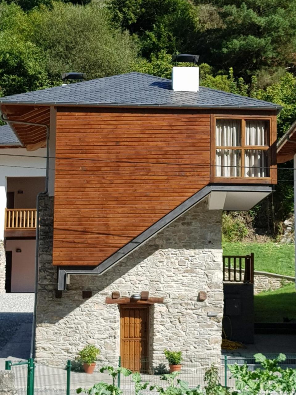 Hotel Rural Las Montanas De Pumar Besullo Exteriör bild